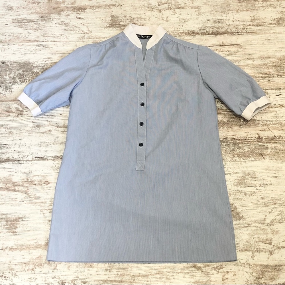 KC Petites Vintage Blue White Top 70s 80s